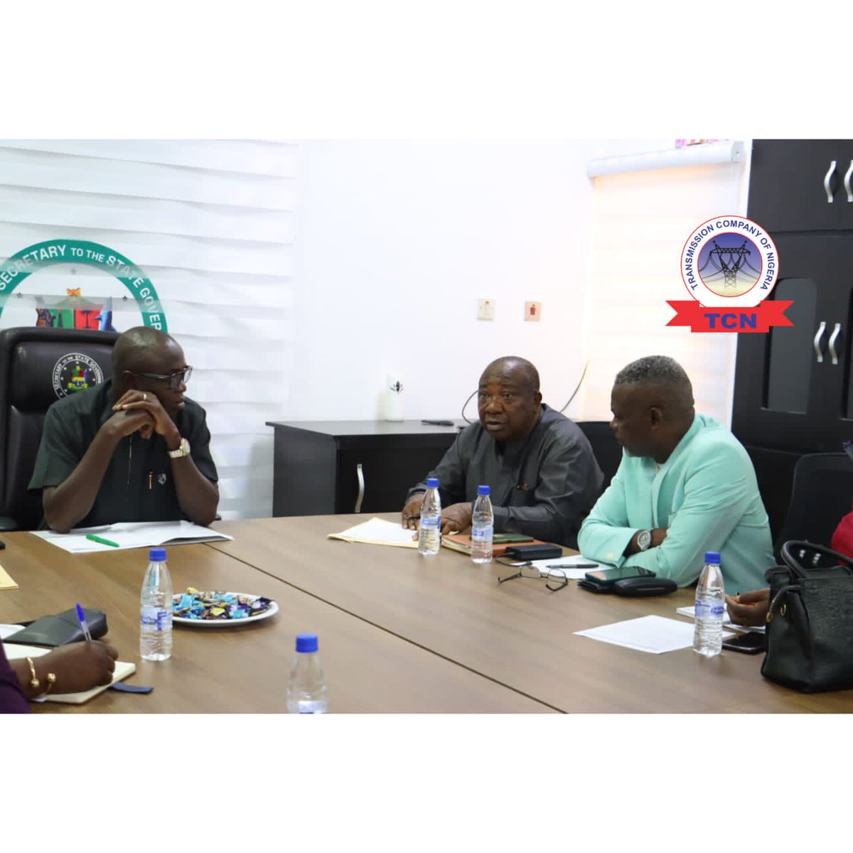 TCN_NIGERIA's tweet image. TCN Repairs 13 Vandalized Towers As Bayelsa Deploys Tech Surveillance to Protect Facilities   

The General Manager, Port Harcourt Region, Engr. Emmanuel Akpa has revealed that the Transmission Company of Nigeria (TCN) has successfully repaired and erected 13 out of the 16 towers