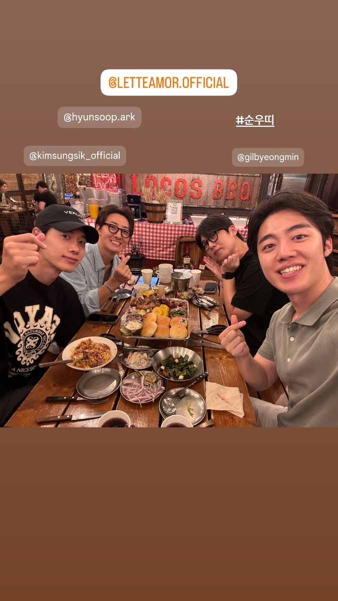 아직 살아있다
심장 박동 소리 들린다
얼었던 폐가 숨을 쉰다
캄캄한 눈동자 빛이 보인다~💙💙💙