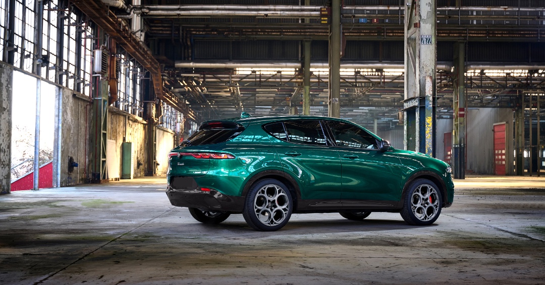 Designed for constant comfort! Book your 
test drive: alfaromeo.co.za/book-test-drive 
Experience passion. 

#AlfaRomeoSA 
#AlfaRomeoTonale