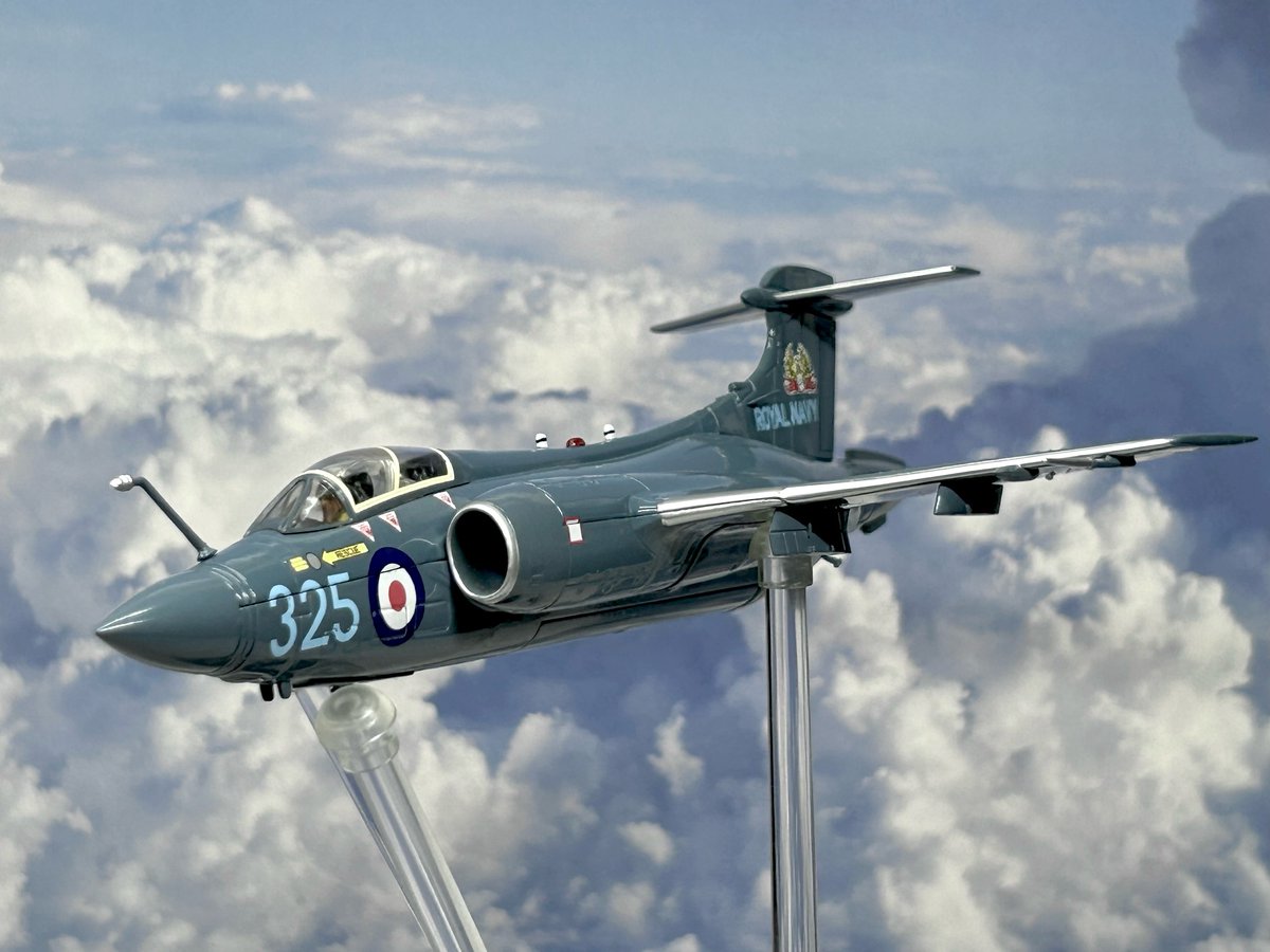 akabou_himawari's tweet photo. 🇬🇧#イギリス機コレクション
#ブラックバーン #バッカニア #Blackburn #Buccaneer #イギリス海軍 #RoyalNavy
#第809海軍航空隊(#809NAS)
#corgi #コーギー https://t.co/2WnsO32O3S