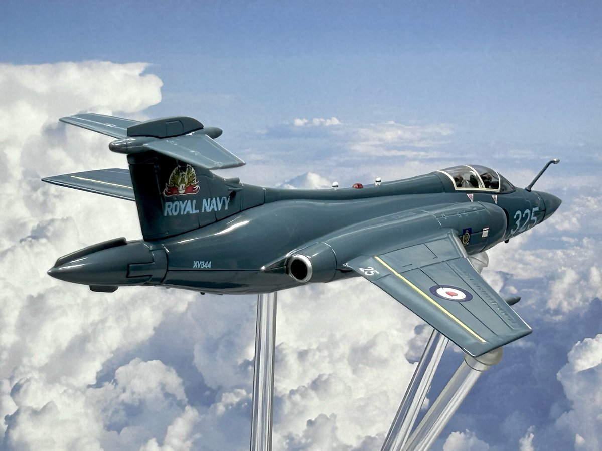 akabou_himawari's tweet photo. 🇬🇧#イギリス機コレクション
#ブラックバーン #バッカニア #Blackburn #Buccaneer #イギリス海軍 #RoyalNavy
#第809海軍航空隊(#809NAS)
#corgi #コーギー https://t.co/2WnsO32O3S
