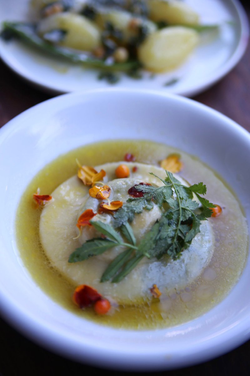 Schuif aan bij het Voedselbos-#oogstdiner zaterdag 21 september in <a href="/trompenburg/">Trompenburgadvocaten</a> / @voedselbosdeovertuin. Proef en beleef het voedselbos, natuurlijk en lokaal. Chef @e_fthy_mi_a gaat heerlijke gerechten voorbereiden.  trompenburg.nl/event/21-septe…