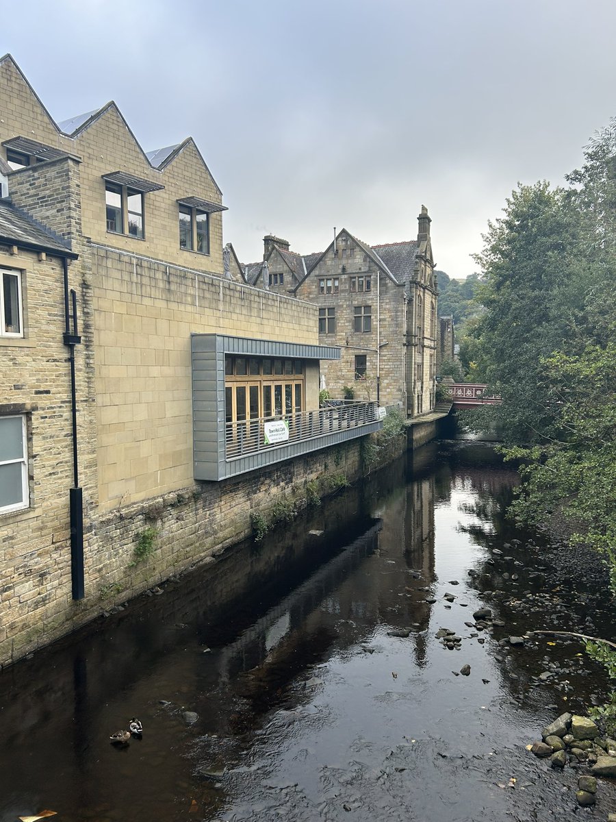 deeplishcc's tweet image. #powerofcommunity @HebdenTownHall @localitynews meeting with community champions and projects connecting with community projects through Locality @WithingtonBaths @deeplishcc @TNLComFund