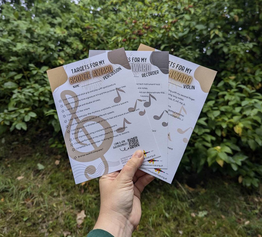 🏆 MUSICAL MAVERICKS! 🏆

Introducing our brand new Musical Mavericks! 📢
There are 3 levels to complete: Bronze, Silver &amp; Gold! Once they've completed these 3 levels they'll be ready to move towards their Grade 1! 💚 Keep an eye out for these coming home in cases! 👀