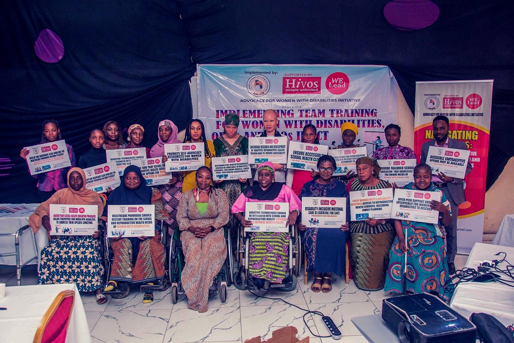 #WeLead works w/<a href="/awwdinigeria/">AWWDI</a> to empower Nigerian women &amp; girls with disabilities to claim their #SRHR, incl. the visually a/o hearing impaired, wheel chair users, albinism-affected, and to prevent forced sterilization. Find out more 👇🏽
hivos.org/story/empoweri…

#WeLeadOurSRHR