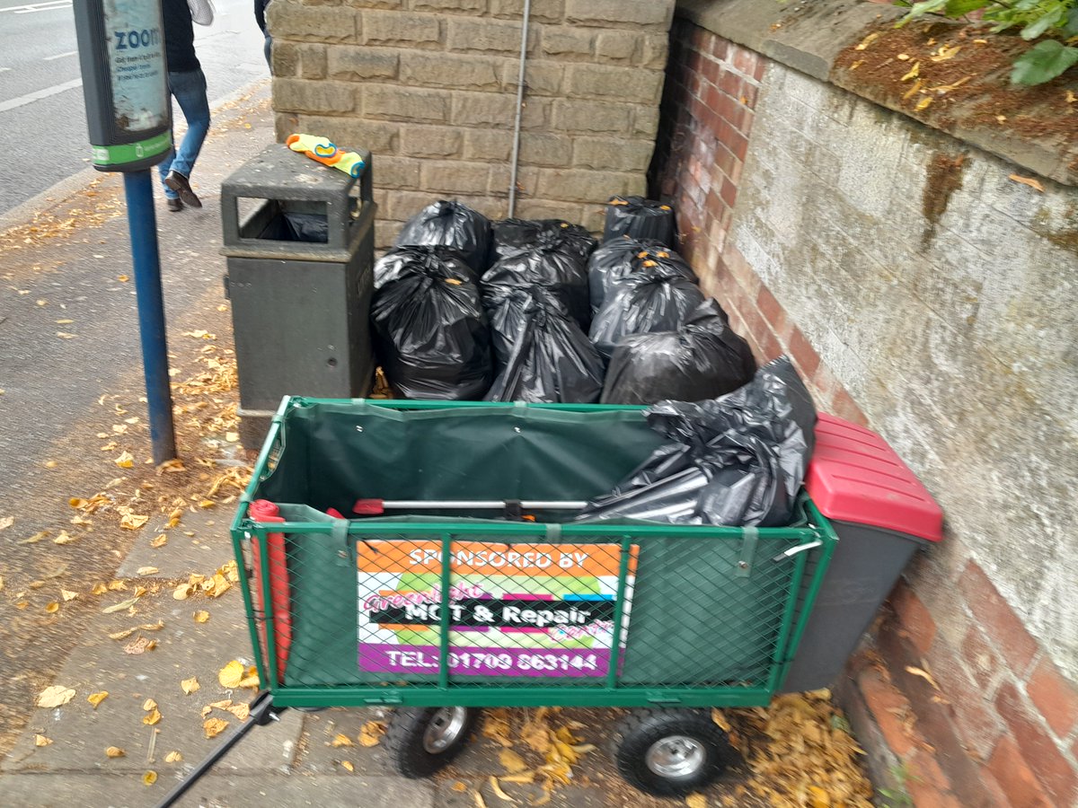 Nigel Cannings (@nigelcannings) on Twitter photo Tickhill Volunteer Litter Picker Cllr @NigelCanningslitter picked Tickhill T/Centre & Dam 18/09/2024 collected 11 bags collection Supported by <a href="/MyDoncaster/">City of Doncaster Council</a> Tickhill Volunteer Litter Picker Cllr @NigelCanningslitter picked Tickhill T/Centre & Dam 18/09/2024 collected 11 bags collection Supported by <a href="/MyDoncaster/">City of Doncaster Council</a>