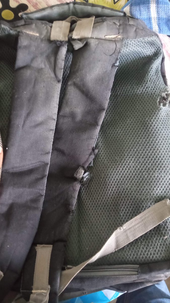 its_ravishankar's tweet photo. @Flipkart  Please investigate and take strict action! Sharing video and photos as proof. #flipkartscam  #Flipkartcheating https://t.co/W4eL7va361