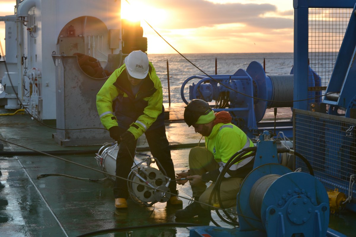 arianwenherbert's tweet photo. Nothing like a sunrise Marine Snow Catcher deployment to start the day 🌞 the MSC descends 400m into the ocean and collects samples of marine snow (ie particulate matter), allowing us to study the distribution of particles throughout the water column 🌊 @biocarbon_nerc #JC269 https://t.co/VsGrUY8gRg