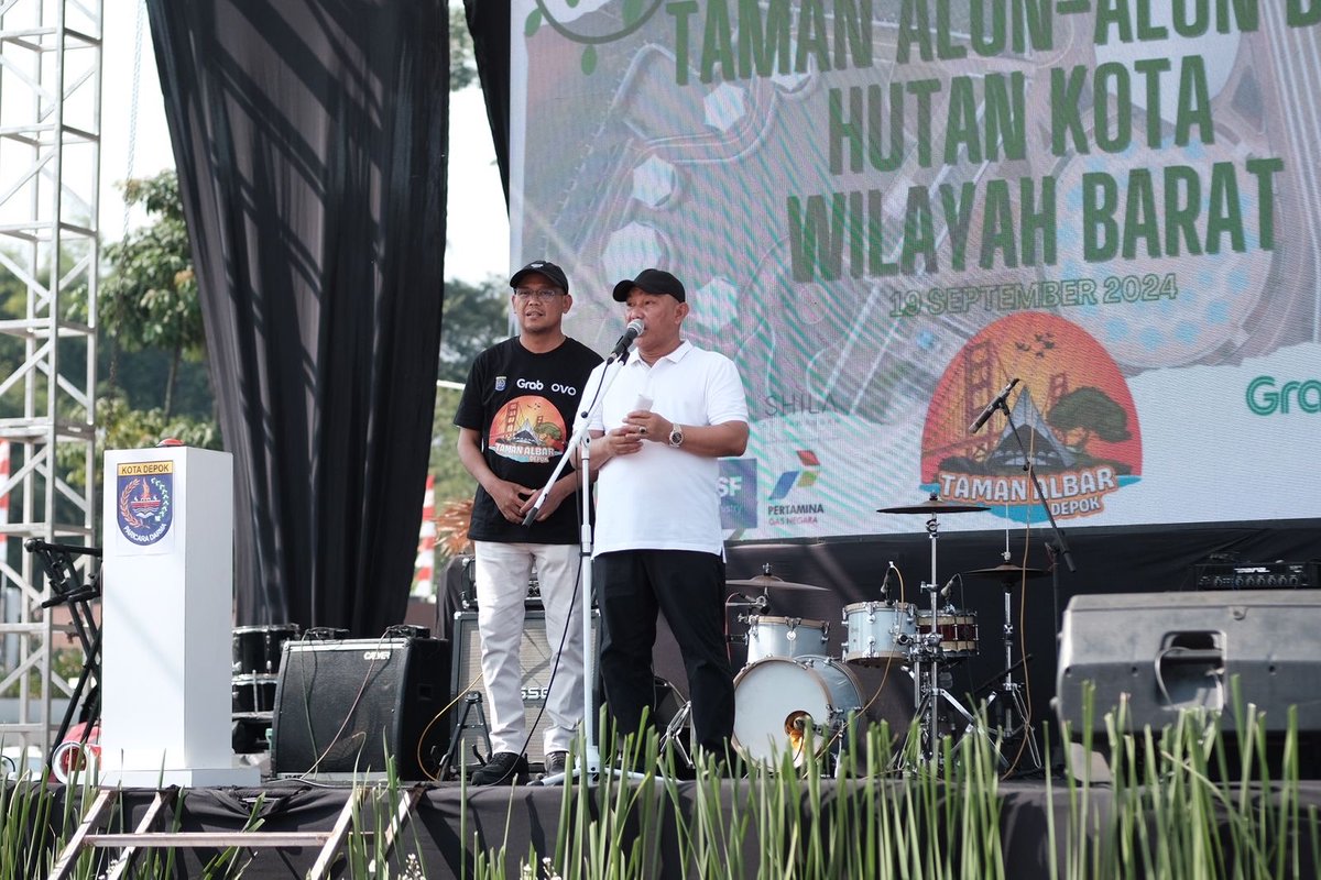 Idris Imam Kompak Resmikan Taman Albar dlvr.it/TDQdb8