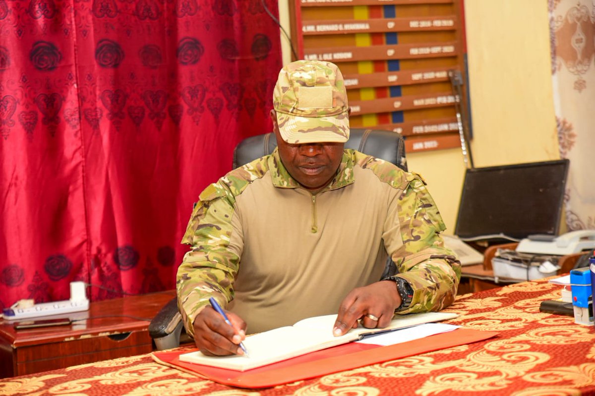 thekhrc's tweet image. #PressStatement
We urge the public to initiate citizens’ arrest against immediate-former acting Inspector-General of police, Gilbert Masengeli, if Interior CS @KindikiKithure
fails to take steps to commit the convict to prison. Read more: khrc.or.ke/press-release/…
#CSPS4