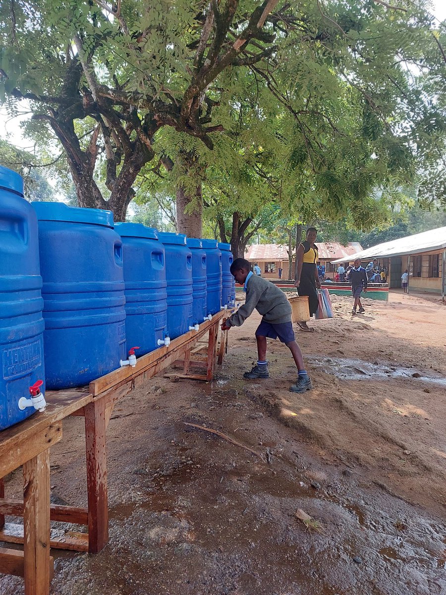 WE REACH visited the 10 schools we have been working with  this year in our WASH IN PRIMARY SCHOOLS PROGRAM to introduce the end-of-year evaluation. We're thrilled to see significant improvements in WASH since we began our partnership at the start of the year. #WASH #Education