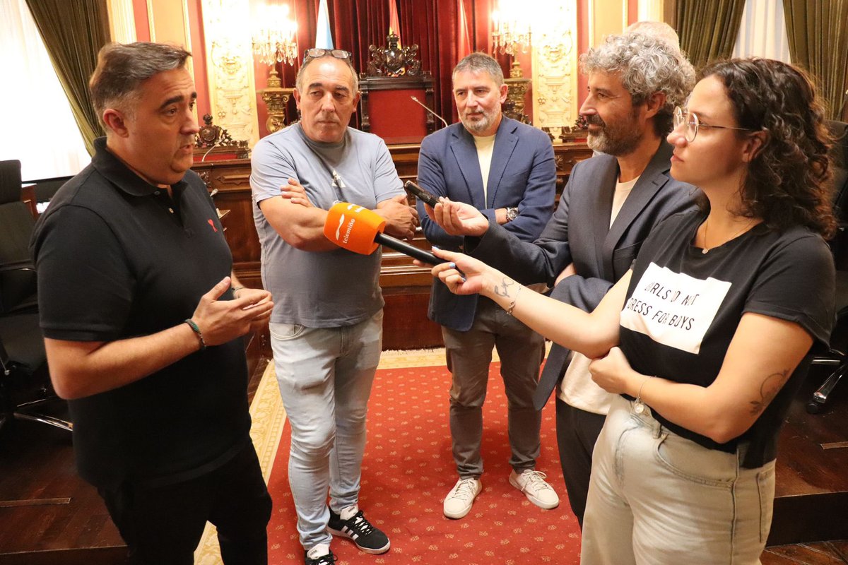 DeputacionOU's tweet image. A Deputación colabora co XII Torneo de Fútbol Manolo Carrera.

depourense.gal/index.php/actu…