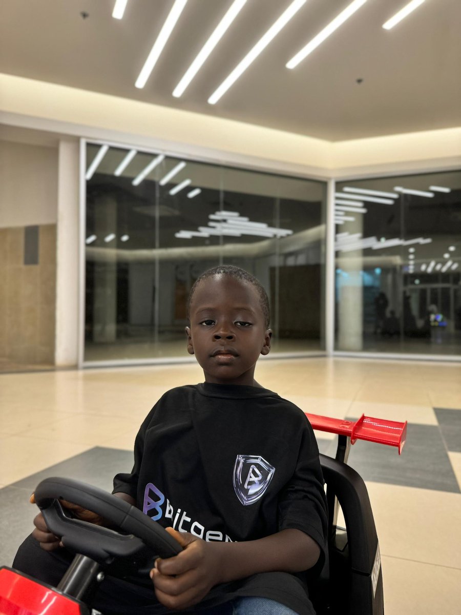 DaCrazyblaq's tweet photo. The Joy to represent @bitgertbrise in Africa ;
The joy to be confident in @bitgertbrise
for a ๐๐
Seamless Transactions, Zero gas fee with a cheetah speed @bitgertbrise
WE ARE BULLISH
#BitgertVideoContest #bitgertfeatures #bitgertchallenge
https://t.co/tJvzklSoKS https://t.co/4g1VAmkhuI