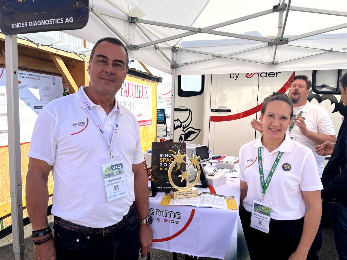 AZONSIDjibril1's tweet photo. Un tour ce matin sur le stand de l'entreprise suisse #Ender lauréate du prix #InnovSPACE à l'édition 2024 du salon #SPACE.
Restez connecter pour plus d'informations sur leur innovation.
Direction du développement et de la coopération
#Space
#Rennes
@DDCBenin
@SPACERennes https://t.co/8ltlOdrFp3