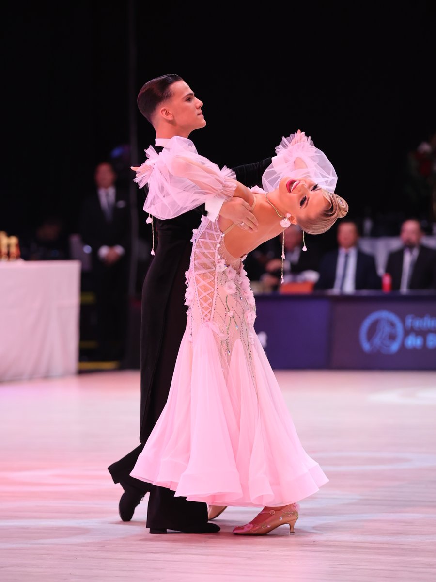 wdsfdancesport's tweet photo. π 2024 WDSF World Championship Junior II, Timisoara (ROU)
π₯ Radu Raul Gabriel - Usvat Ioana (ROU)
π₯ Yigit Bayraktar - Lukrecija Kuraite (GER)
π₯ Ciprian Nucaru - Alexandrina Martinova (MDA)
πΈ https://t.co/sE1JdB52F3
#wearedancesport #wdsf #standarddancing https://t.co/K84J6855qH
