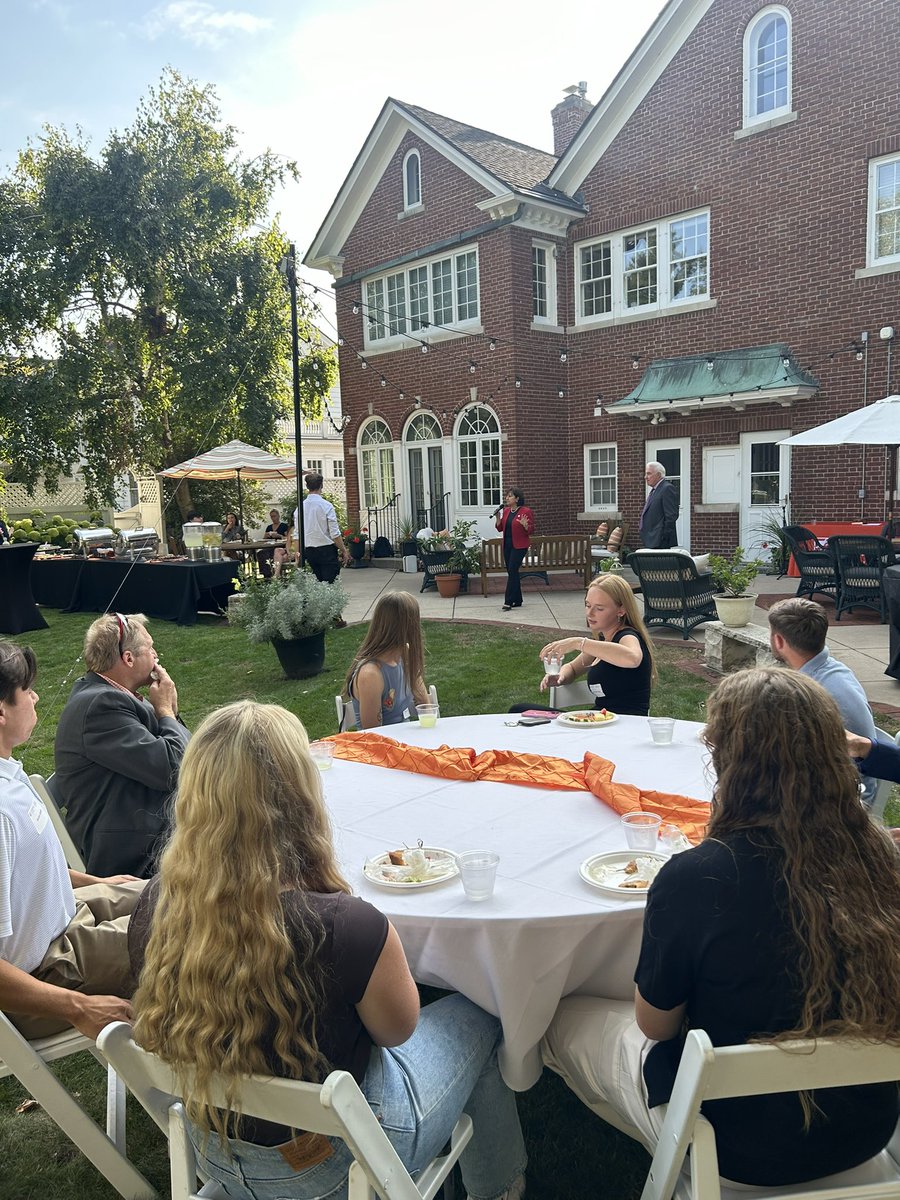 Cindy Gnadinger tweet media