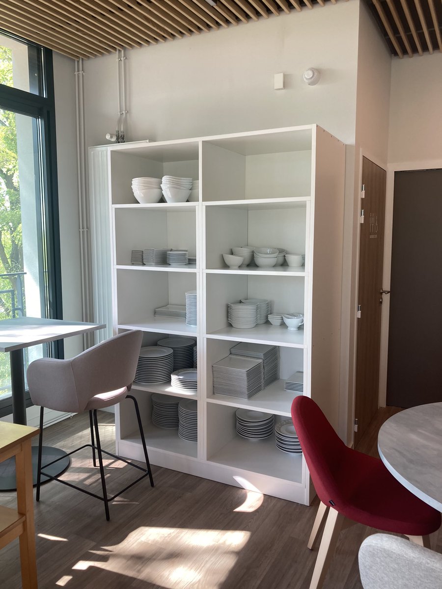 dsden18's tweet photo. Inauguration du restaurant d’application des lycées Jacques ❤️ de Bourges en présence de M. le président de Région. 
Un magnifique outil de travail au service de l’ambition et de la réussite des jeunes https://t.co/zmNdX6NURE