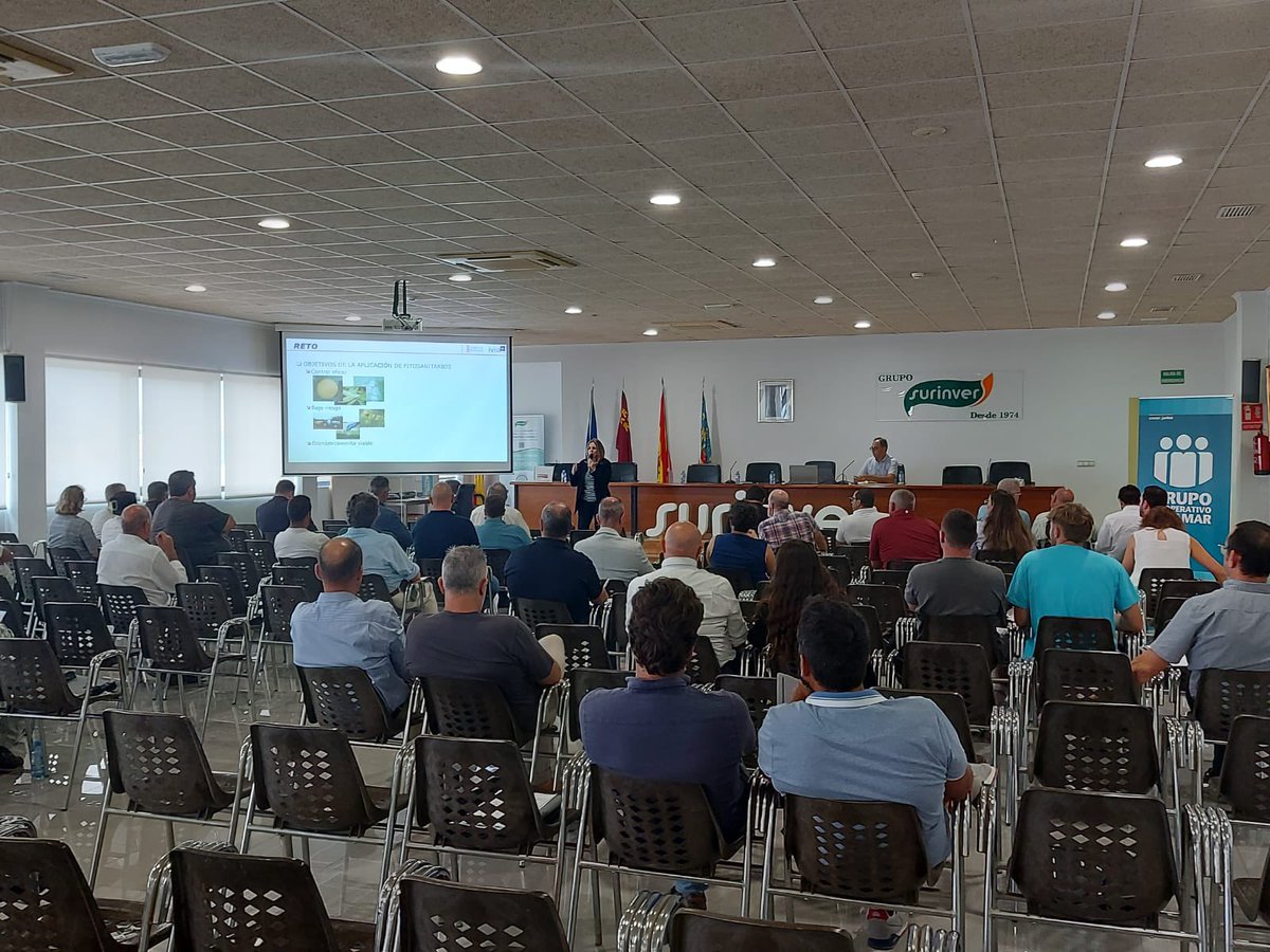 LabMecaIVIA's tweet image. La Dra Patricia Chueca hoy durante su participación en la jornada sobre Mecanización Agroalimentaria, organizada por @Cajamar