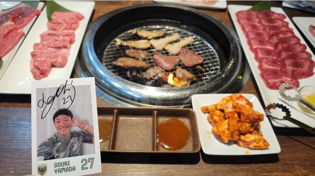 ゴウキの誕生日のお祝い&amp;友達の誕生日だから焼肉きたww

てか、ゴウキと誕生日同じなの羨ましい😭

でもわいだってリヴェルンと誕生日同じだから全然オッケーだけど👍✨