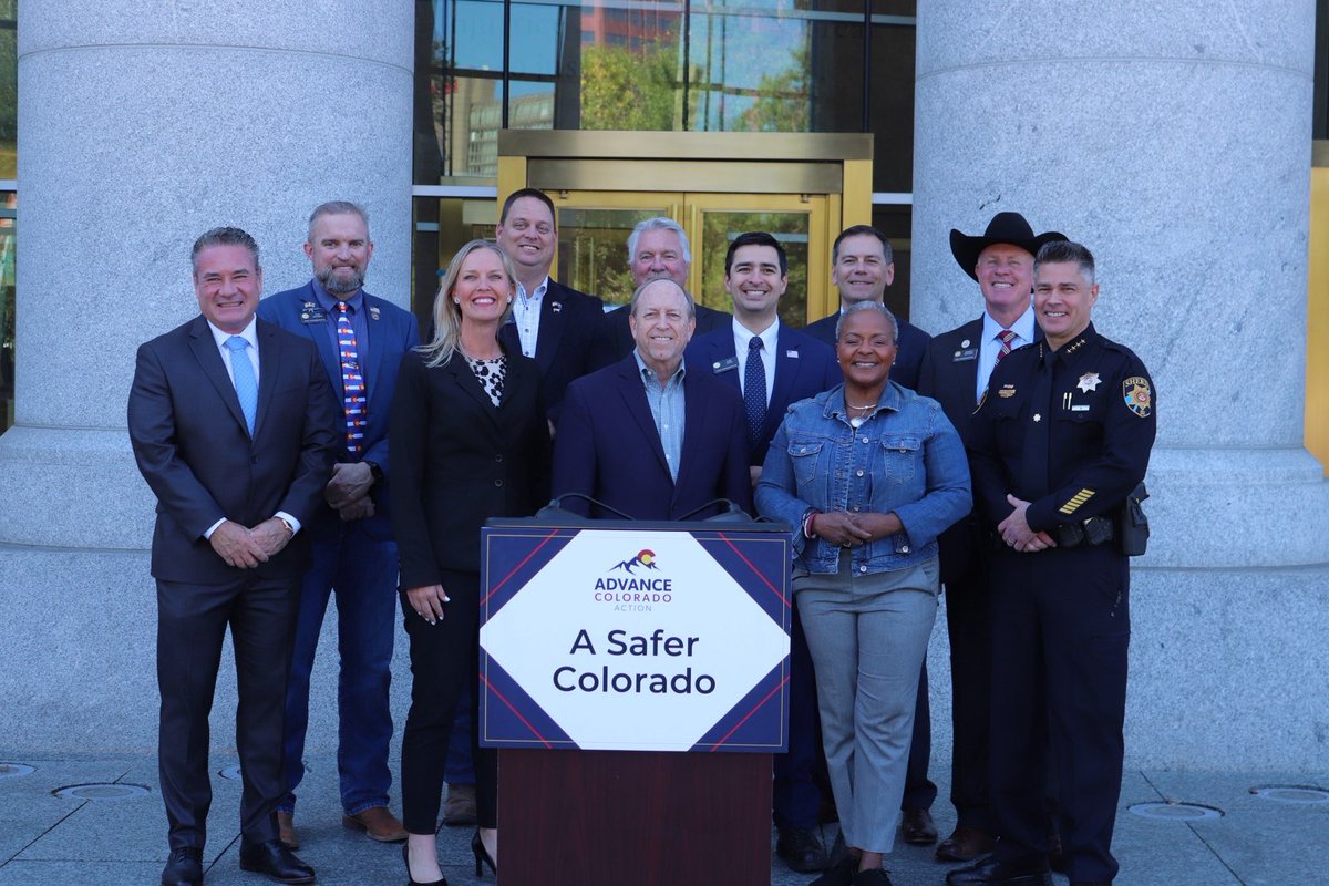 commish_pelton's tweet photo. I was honored to speak at a press conference in support of initiative 128 and 130. Two measures that would make Colorado a safer State to live in. Supporting law enforcement all across Colorado and Truth in Sentencing. #yeson128 #truthinsentencing #yeson130 #backtheblue https://t.co/NtWBXVACGw