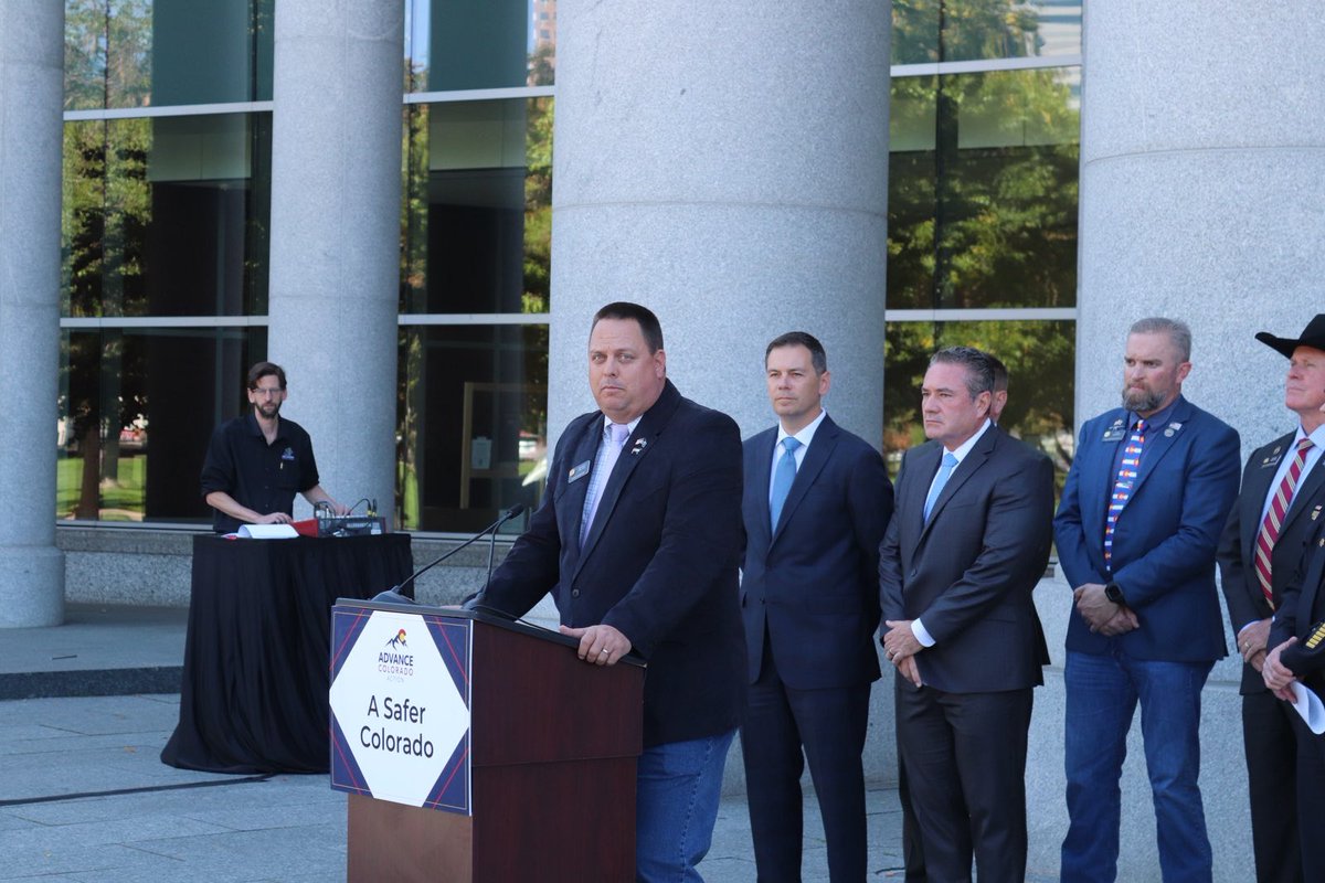 commish_pelton's tweet photo. I was honored to speak at a press conference in support of initiative 128 and 130. Two measures that would make Colorado a safer State to live in. Supporting law enforcement all across Colorado and Truth in Sentencing. #yeson128 #truthinsentencing #yeson130 #backtheblue https://t.co/NtWBXVACGw