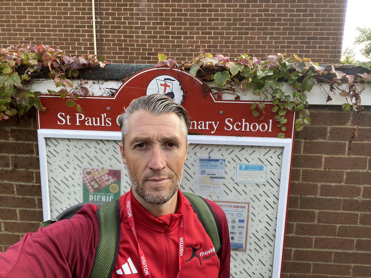 moving_matters1's tweet photo. Lovely visit to @SPHPrimary this morning to see @EllisMM5 Staff full of praise for how well he has settled into the school community. Delighted to be working in our first @RBKingston school &amp; excited for the year ahead. 

#kingston #collaboration #chessington https://t.co/M0nWO6Fz1h