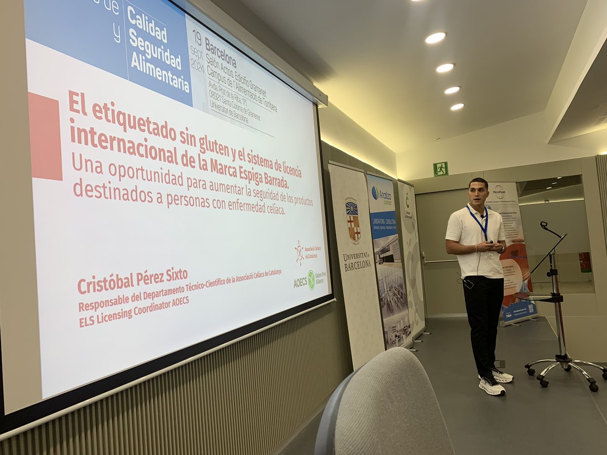 LuisMGallego's tweet photo. #Etiquetado #SinGluten y Marca #EspigaBarrada
Cristóbal Pérez Responsable Departamento Associacio Celiacs de Catalunya
Hoy en #Universidad #Barcelona #Campus de #Toribera
#JornadasAnaliza
GRUPO ANALIZA CALIDAD https://t.co/hhbQyPW1SF