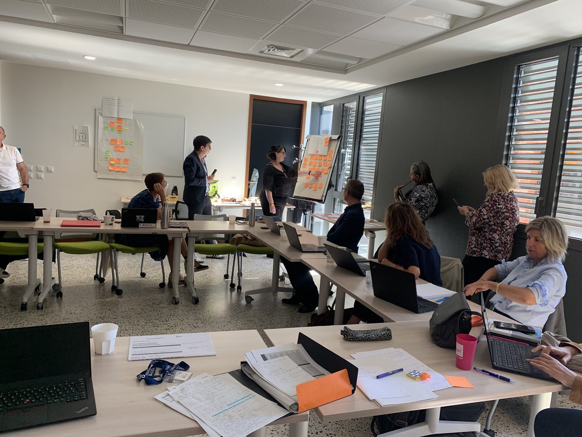 DRH_TlseNord's tweet image. Réunion du réseau des DRH de proximité de l’@actoulouse 
Travail fructueux sur les 3 orientations de la future feuille de route RH 2024/2026.
La force du collectif 💪
#feuillederouterh
#intelligencecollective
 @TlseGrhprox 
@MostafaFourar 
@brsmlm