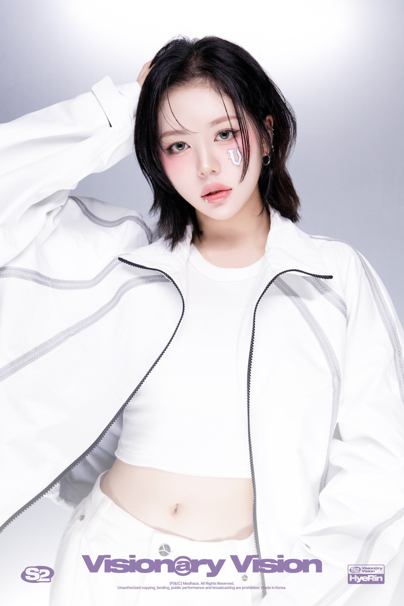 tripleS HyeRin 324A サイン入り object ヘリン GX1h3BoagAE_uOo.jpg:large