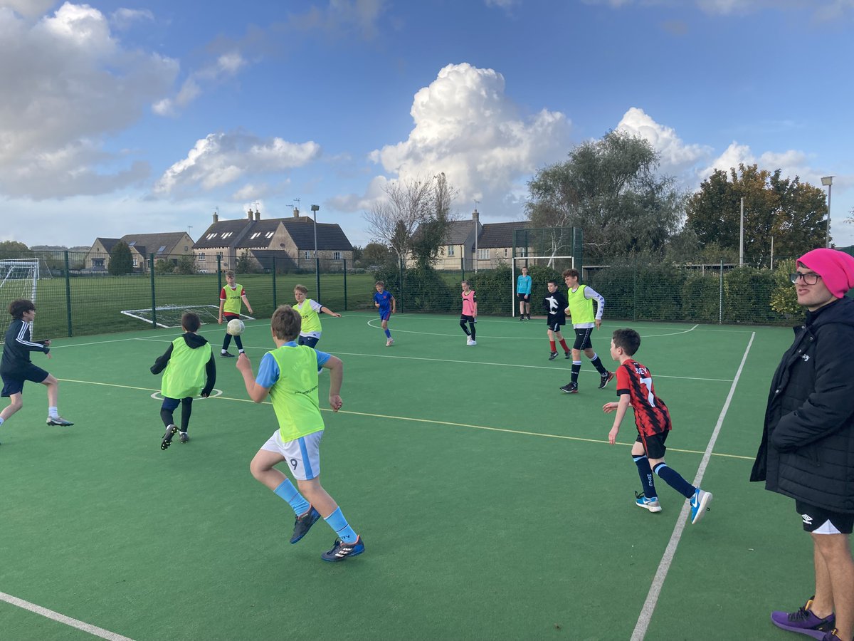 FGR Community (@fgrfc_community) on Twitter photo We're excited to announce that we’re teaming up with Cotswold First Aid for a First Aid Workshop!
🗓️ When: 28/10/2024, 10:30 AM - 1:30 PM
📍 Where: FGR
👥 Who: Anyone aged 8-18
Follow the link to sign up - eventbrite.co.uk/e/premier-leag…
#wearefgr #fgrcommunity <a href="/PLCommunities/">Premier League Communities</a> We're excited to announce that we’re teaming up with Cotswold First Aid for a First Aid Workshop!
🗓️ When: 28/10/2024, 10:30 AM - 1:30 PM
📍 Where: FGR
👥 Who: Anyone aged 8-18
Follow the link to sign up - eventbrite.co.uk/e/premier-leag…
#wearefgr #fgrcommunity <a href="/PLCommunities/">Premier League Communities</a>
