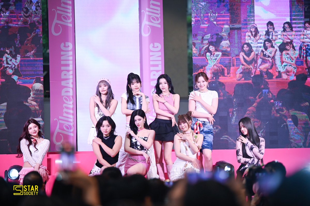 STARSOCIETY_TH's tweet photo. โชว์สุดคิ้วท์จาก #Gen1es ในงาน TellmeDarling by Daring&amp;Co. Grand Launching Event เปิดตัวพรีเซ็นเตอร์ ‘TellmeDarling by Daring&amp;Co.’ แป้งผสมรองพื้นสุดปัง

#TellmeDarlingByDaringandCo 
#TellmeDarlingxGen1es 
#แป้งเล่นแสง #Gen1es 
#Gen1esxTellmeDL #Gen1es https://t.co/mD2Lav6965