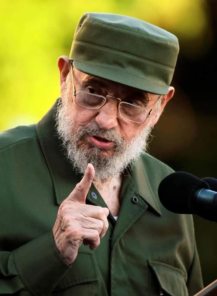 "Su bloqueo económico y sus agresiones contra nosotros están desprestigiados, resultan insostenibles en el mundo. No tienen modo moral de defender esa política contra nosotros..."

#TumbaElBloqueo 
#CubaVsBloqueo 
#FidelViveEntreNosotros