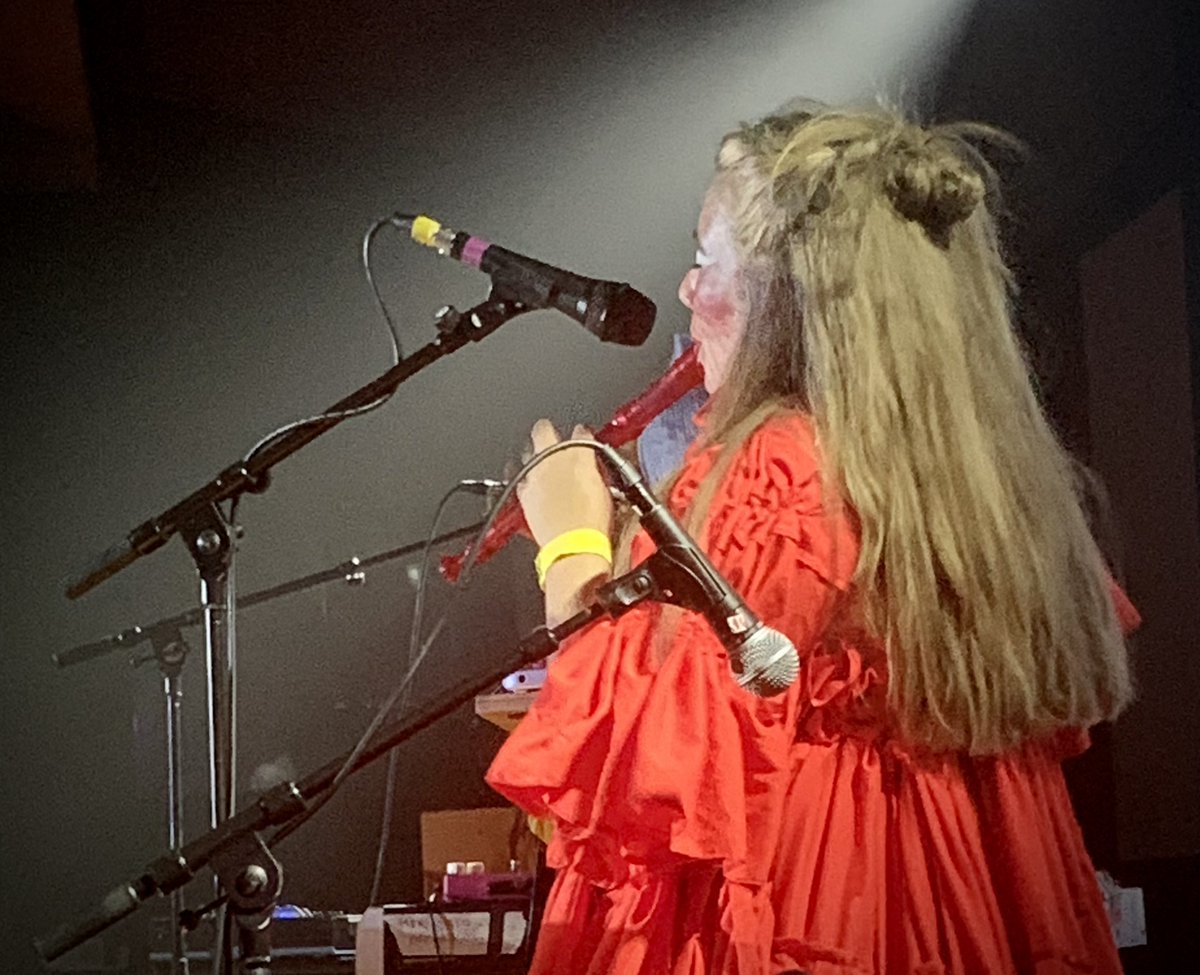 Support acts excel at Mermaid Chunky's headline show at Bristol art and music venue @strangebrewbriz .

Read our review here neonfiller.com/wordpress/?p=1…

Featuring: <a href="/Jopymusic/">Jopy</a>