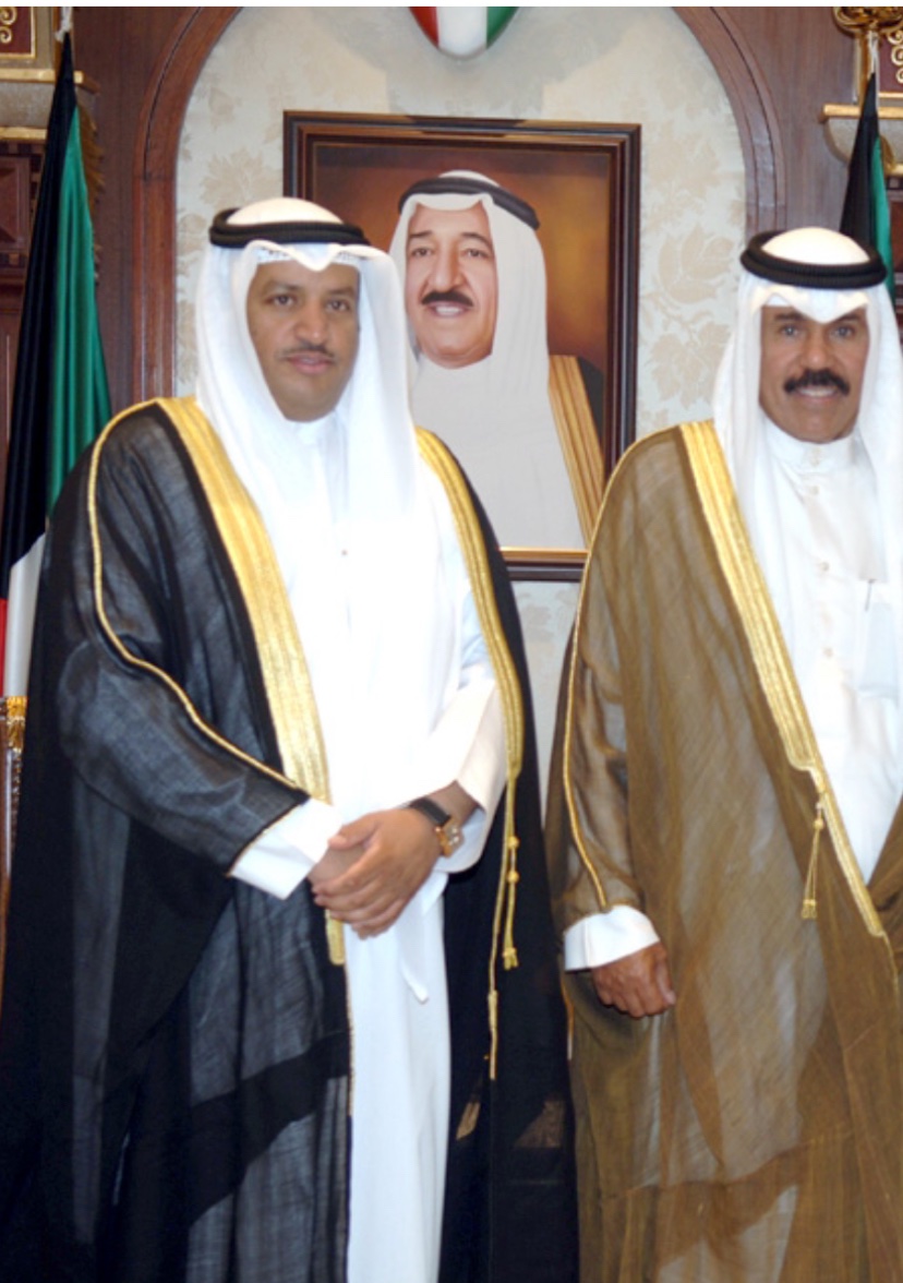 الدكتور بركات الهديبان : شخصية بارزة في التعليم والإعلام وخدمة المجتمع

الدكتور بركات عوض الهديبان يُعد من أبرز الشخصيات الكويتية التي تلعب دورًا محوريًا في دعم التعليم، الإعلام، والثقافة في الكويت. من خلال مسيرة مهنية متميزة تجمع بين القيادة الأكاديمية والإعلامية، قدم الدكتور