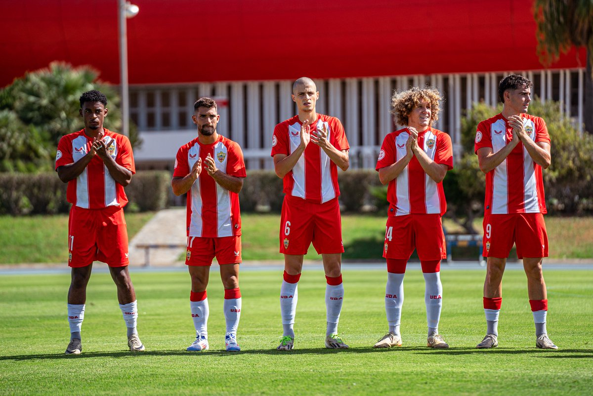 AcademiaUDA's tweet image. 🔝 Este domingo os esperamos a las 12:00 h. en el Anexo con un partidazo ante el @Linares_Dptvo 

🎟️ Entrada gratuita para abonados y 10€ no abonados (hasta completar aforo)
📺 Puedes seguirlo a través de twitch.tv/udalmeria

#AcademiaUDA 🦁🔴⚪️