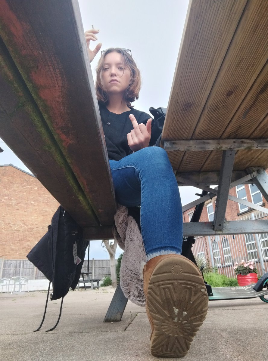 Lunch for me and lunch for you too... I'm so fucking thoughtful #femdom #findom #paypig #shoeworship #feetpics #sellingcontent #uggs #goddess #lifestyledom