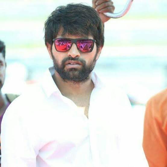 jsuryareddy's tweet image. National award-winning Choreographer Jani Master was arrested in Goa by @cyberabadpolice, in an allegation of repeated Sexually Assaulted a female assistant Choreographer.

#JaniMaster #JaniMasterCase
#SexuallyAssaulted #Choreographer
#Hyderabad