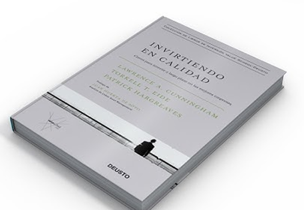 carlosbonfiglio's tweet photo. El MEJOR LIBRO que he leído hasta la fecha y que, sin dudas, me hubiese gustado leer hace tiempo.

Si luego de leer el primer tw no estás listo para afrontar los desafíos, te recomiendo que no sigas.

Hoy, te voy a intentar contar sus bases👇🧵
(🔁, ❤️ y GUARDALO para siempre)

Gracias a @GaliciaInvestor  por recomendarme el libro, me ha hecho replantear y considerar varios puntos de la cartera, especialmente para inversores particulares que disponen de tiempo limitado.