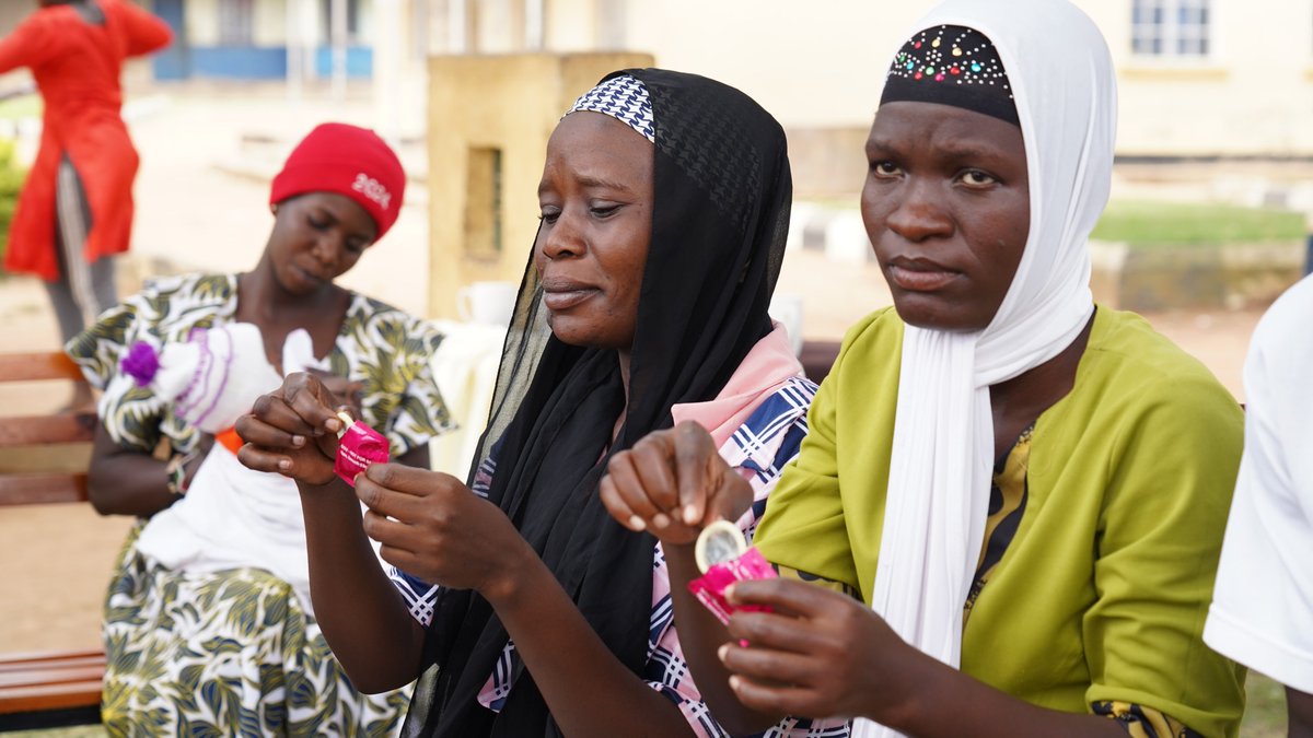 uyahf1's tweet photo. Happening now:
📍Butaleja District:
We have convened a Young Mother's Forum (YMF) at Nabiganda HCIV under our Youth Champions Challenging SRH stigma project to equip young mothers, pregnant teenagers, young fathers, and out-of-school adolescent girls with basic knowledge on safe motherhood and unintended pregnancy prevention. 

The forum aims to ensure the health and well-being of both the mother and the baby during pregnancy, childbirth, and the postpartum period. These practices help reduce maternal and infant mortality and morbidity. Key Safe Motherhood practices being shared include:
📎Antenatal Care (ANC) Visits
📎Nutrition
📎Birth Preparedness and Complication Readiness
📎Postnatal Care
📎Contraception Use and Family Planning
📎Prevention of Mother-to-Child Transmission 
      (PMTCT) of HIV
📎Immunization
📎Breastfeeding

Through the Young Mothers Forum, we will ensure healthier pregnancies and childbirth experiences for women, foster care, prevent unintended pregnancies, and improve the overall outcomes for both mothers and their babies.

@UPMB_Uganda @EUinUG @EnabelinUganda @UNFPAUganda @PathfinderInt @fhi360 @FP2030Global @CHOICEforYouth