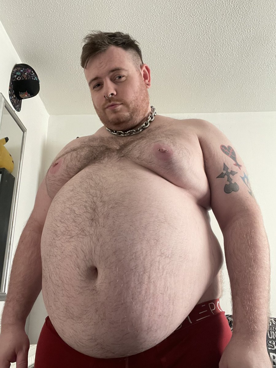 LittleChubstr's tweet photo. Trimmed my beard shorter than I planned but I’m kinda digging it 🐷 https://t.co/wFPPYGlYgk