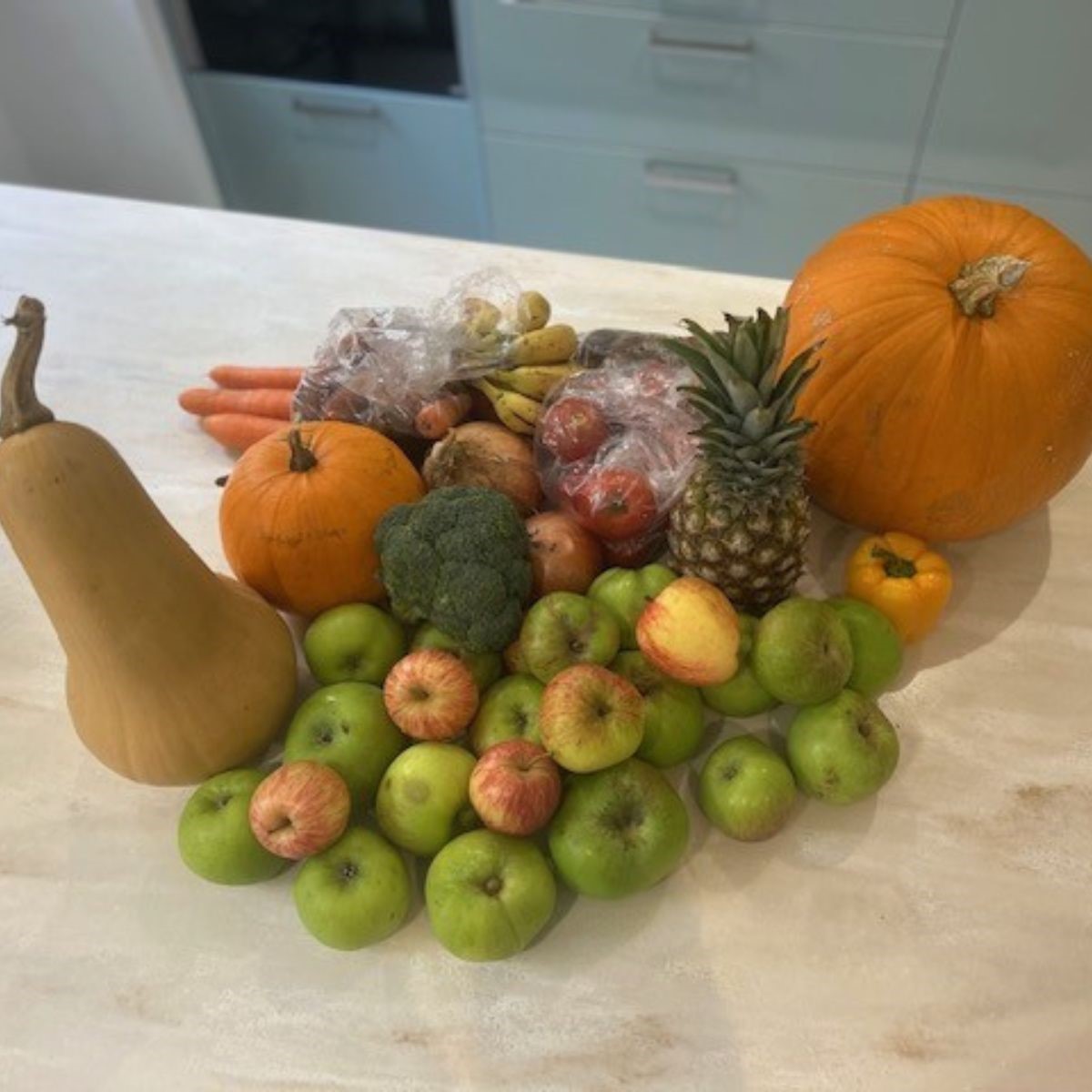 A big thank you to Bethesda Methodist Church for donating fresh vegetables from their harvest this week! We're so grateful to everyone who donates food, clothes, and essentials - your kindness truly makes a difference. #CommunitySupport #SanctuaryTrust #Donations #ThankYou