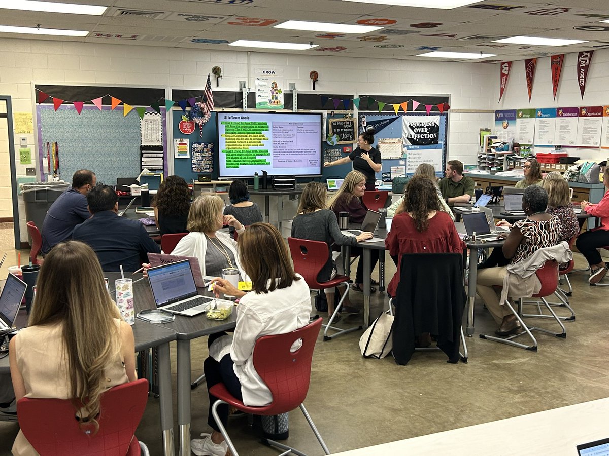 Awesome way to start our Thursday! Great job Mrs.Campbell with our AVID Site Team meeting! Awesome group of educators working together for our AVID WICOR instructional focus! #OneTeamOneHeartbeat