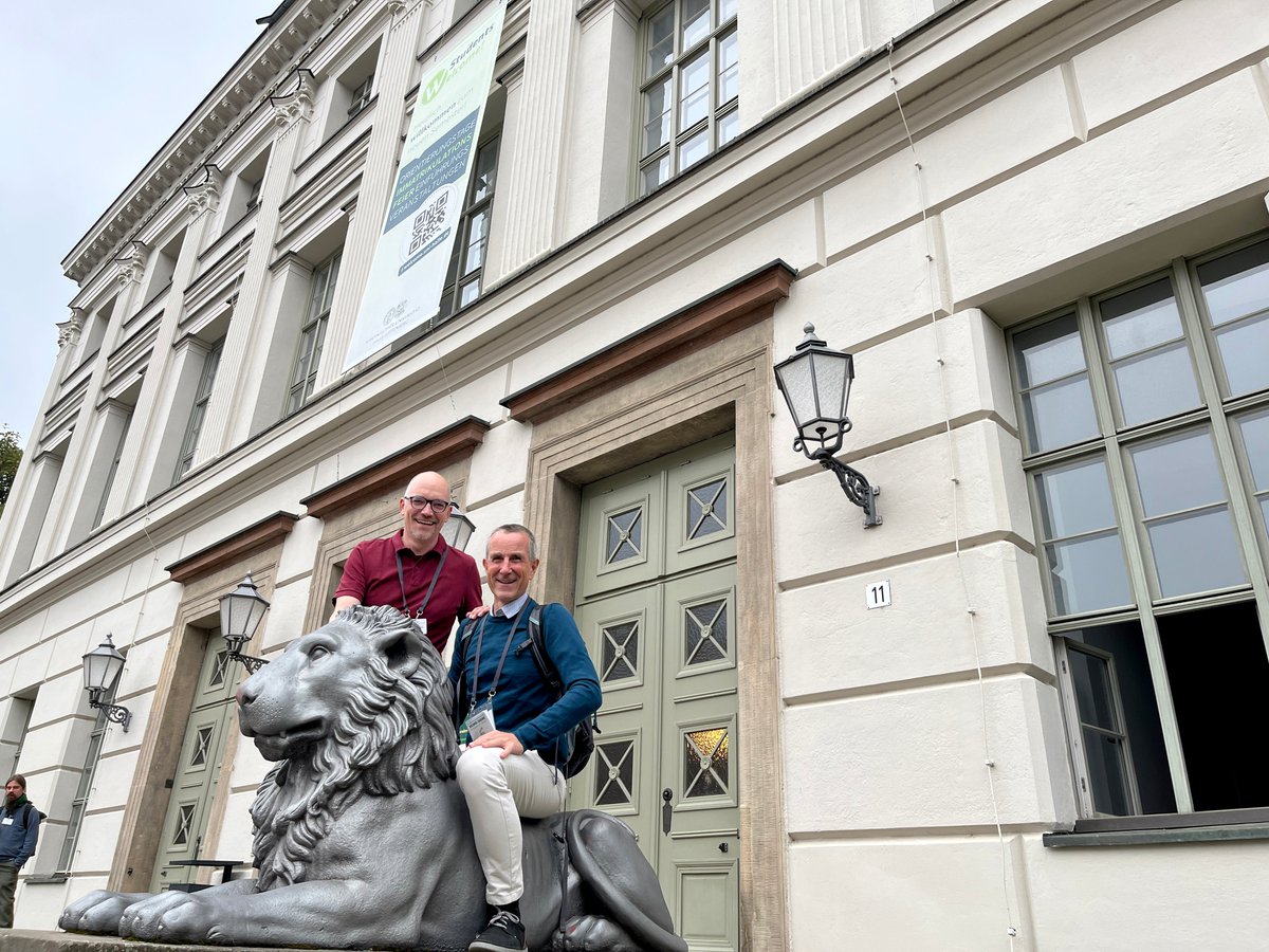 German Society for Plant Sciences (DBG) (@plantscidbg_en) on Twitter photo Thank you very much for organizing this great conference, Edgar Peiter!
Thanks to your scientific committee + to the wonderful organizing team!
Next Botanik-Tagung #BT2026DBG, will be held 6-10 Sept. 2026 <a href="/ruhrunibochum/">Ruhr-Universität Bochum</a> by <a href="/MCBotany/">Christopher Grefen</a>. See you there! Thank you very much for organizing this great conference, Edgar Peiter!
Thanks to your scientific committee + to the wonderful organizing team!
Next Botanik-Tagung #BT2026DBG, will be held 6-10 Sept. 2026 <a href="/ruhrunibochum/">Ruhr-Universität Bochum</a> by <a href="/MCBotany/">Christopher Grefen</a>. See you there!