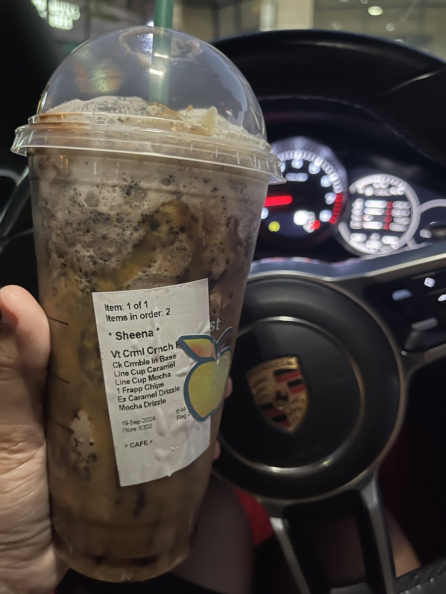 SparkedBySheena's tweet photo. I ❤️ my @Starbucks 
This morning the Starbucks on Noel &amp; Alpha Road outdid themselves! I love the customer service over there! GOLD STAR! #thursdayvibes #thursdaymorning #ThursdayMotivation #Pumpkin https://t.co/C3W0gVebMx