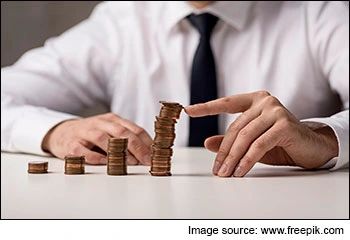 PersonalFN's tweet image. HSBC Small Cap Fund is a Small Cap Fund that focuses on maintaining a diverse portfolio at all times to mitigate various risks and to outperform over the long run.  #mutualfund #HSBC #smallcapfund

Read On.
bit.ly/4db9iC2