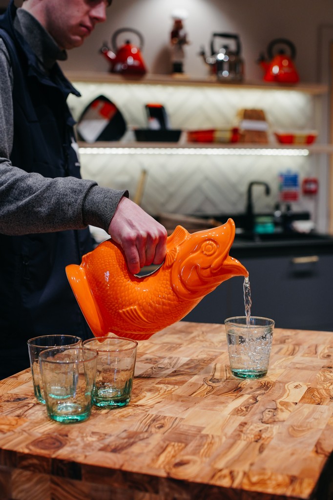 Bonk_And_Co's tweet image. If you don't have one of these, or never heard how it got its name. You need to! Get one of these before your next house or garden party and we guarantee it'll be the highlight!

#homeaccessory #fun #dinnerparty #home #dinner #antique #funaccessory