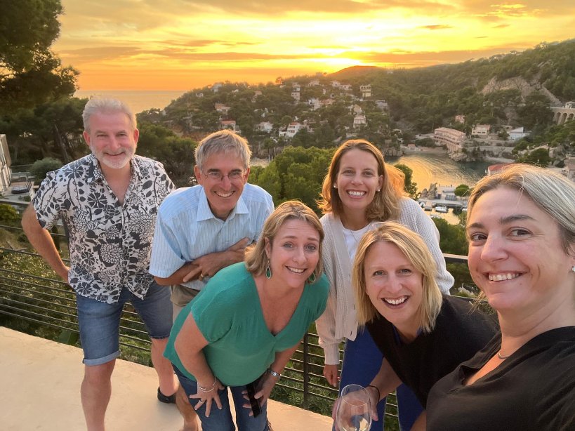 Last in-person meeting with some of the <a href="/SeaUnicorn2020/">Sea-Unicorn</a> core group! Wrapping everything up is always bitter sweet. Proud of all that we've done &amp; love the network that has grown. Let's stay connected and keep doing awesome science! 🪸🐟🪼🦐

#MarineConnectivity <a href="/COSTprogramme/">COST</a>