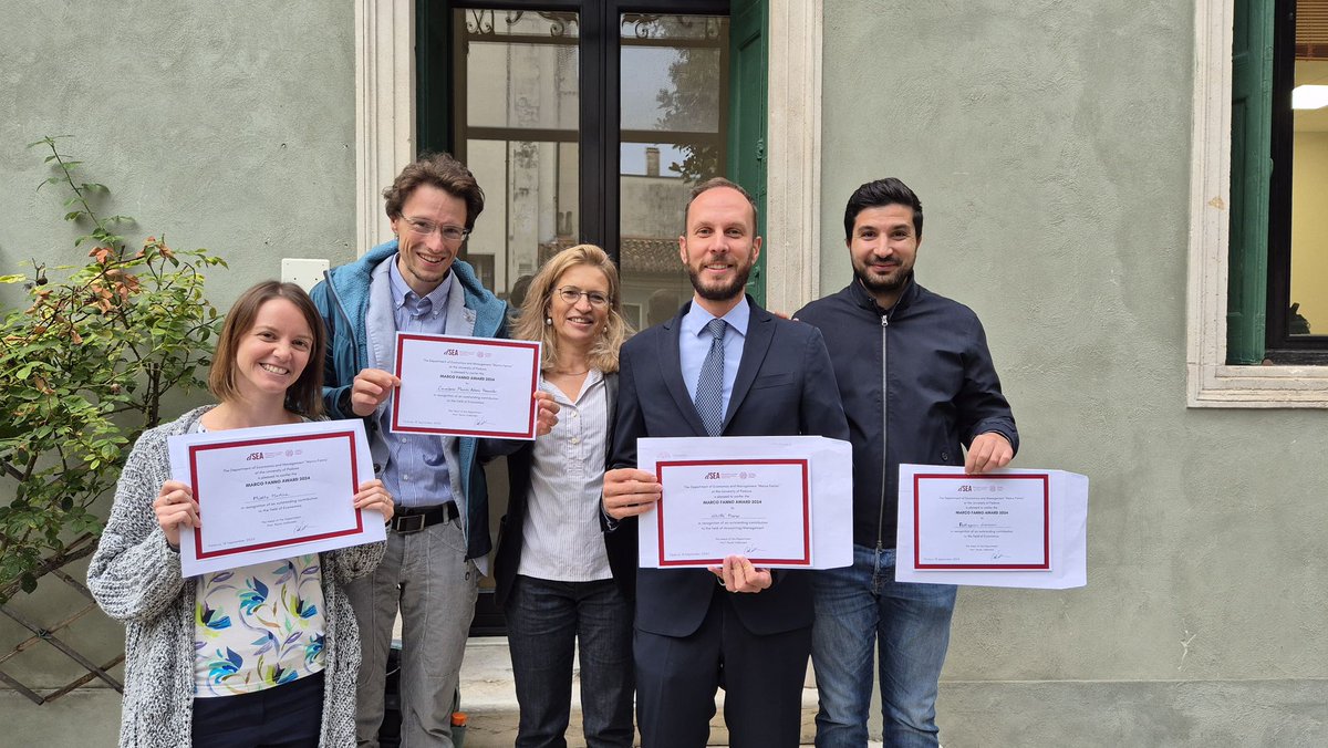 dSEA Unipd (@dsea_unipd) on Twitter photo We are thrilled to announce our Marco Fanno Prize 2024 winners! 🏆
Accounting/Management🎖️Marco Ghitti <a href="/marcoghitti/">Marco Ghitti</a>
Economics🎖️Riccardo Camboni, Martina Miotto <a href="/Martina_Miotto/">Martina Miotto</a>, Giovanni Pellegrino <a href="/giovPellegri/">Giovanni Pellegrino</a>
👏Congratulations!
Winning papers: economia.unipd.it/en/research/ho… We are thrilled to announce our Marco Fanno Prize 2024 winners! 🏆
Accounting/Management🎖️Marco Ghitti <a href="/marcoghitti/">Marco Ghitti</a>
Economics🎖️Riccardo Camboni, Martina Miotto <a href="/Martina_Miotto/">Martina Miotto</a>, Giovanni Pellegrino <a href="/giovPellegri/">Giovanni Pellegrino</a>
👏Congratulations!
Winning papers: economia.unipd.it/en/research/ho…