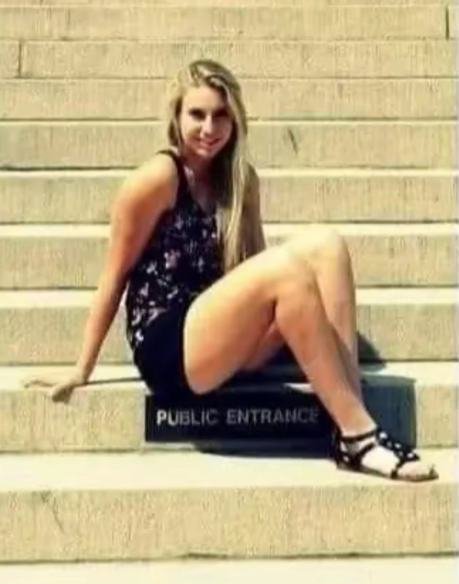 Lieverd, jullie krijgen ALLEMAAL de hartelijke groetje van <a href="/EvaUitBrugge/">Eva’s kutbrugje</a> , ze geniet van haar langdurige vakantie en bij het kiekje dat ze stuurde heb ik daar ook geen enkele twijfels over 😂