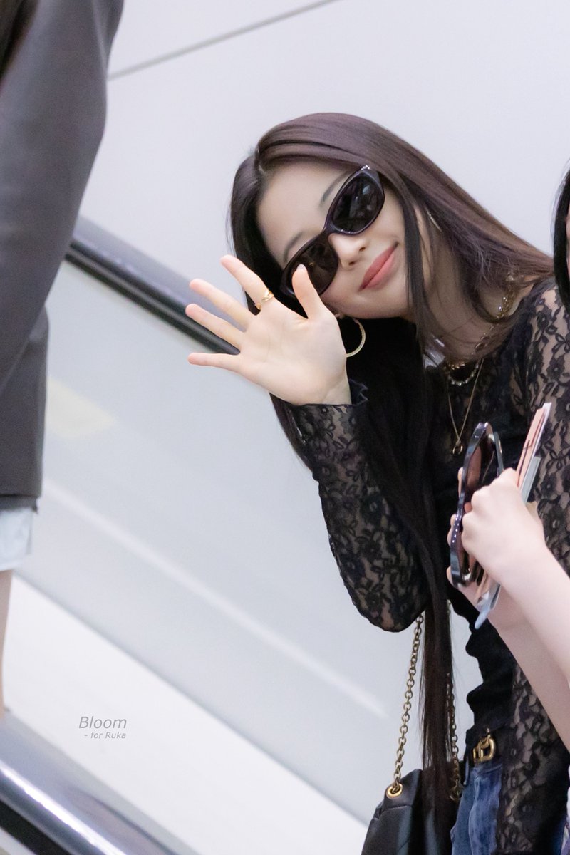 0320Bloom's tweet photo. 240919 ICN 
るかちゃん久しぶりー⸝⸝>  ̫ <⸝⸝ ︎♡♡

#RUKA #루카 #ルカ #河井瑠花 
#BABYMONSTER #베이비몬스터 #ベビモン https://t.co/4htv4FDIWv